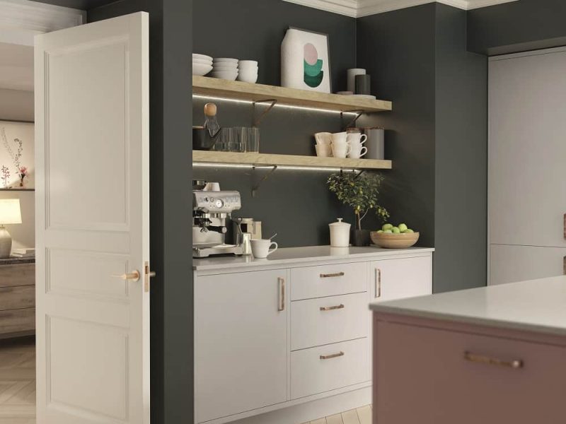 HAMPTON_SCOTS_GREY_VINTAGE_ROSE_CAMEO_E